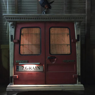 Renaultショーケース